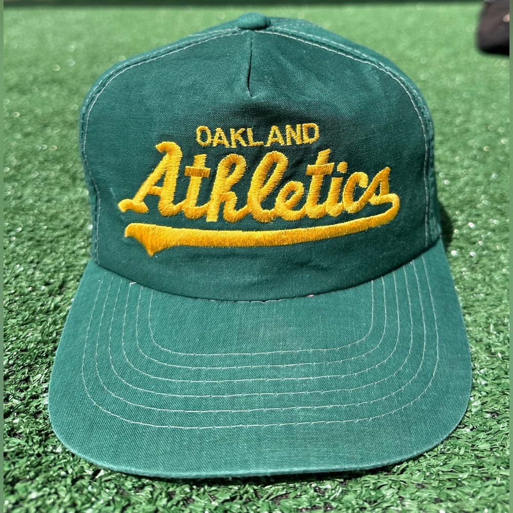 Vintage 90’s Sports Specialties Oakland A’s Athletics Script Snapback Hat